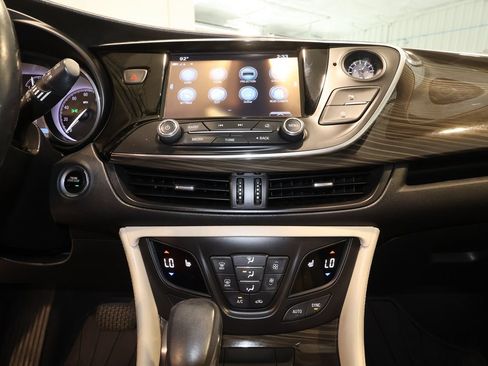 Used 2019 Buick Envision Essence AWD/4WD image 9