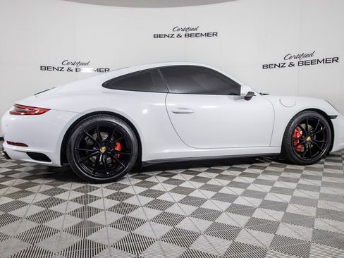 Used 2018 Porsche 911 Carrera 4S AWD/4WD image 11