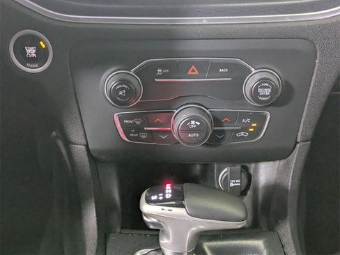 Used 2015 Dodge Charger SXT image 20