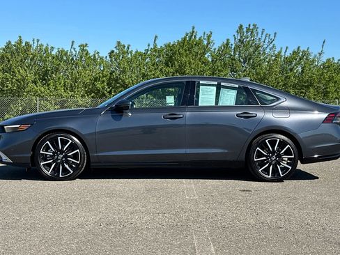 Certified 2025 Honda Accord Touring image 7