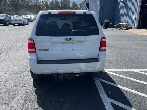 Used 2009 Ford Escape XLT image 4