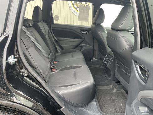 Used 2025 Subaru Forester Touring w/ Popular Package - Touring image 16