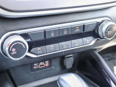 Used 2023 Nissan Altima 2.5 SR FWD image 24