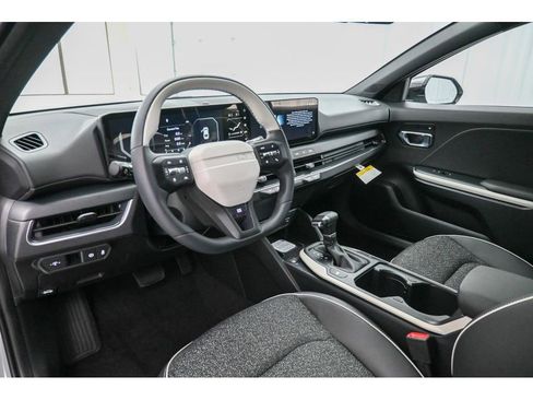 New 2025 Kia K4 GT-Line image 18