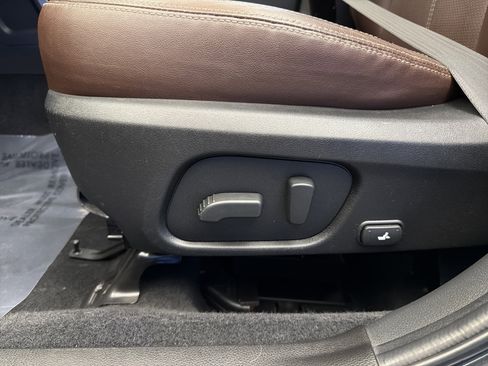 Used 2018 Subaru Forester 2.5i Touring image 12