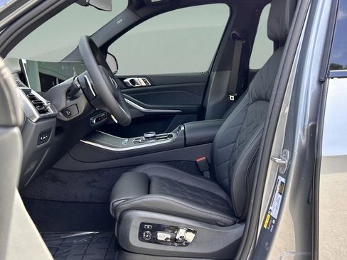 Used 2026 BMW X5 xDrive50e w/ Executive Package image 22