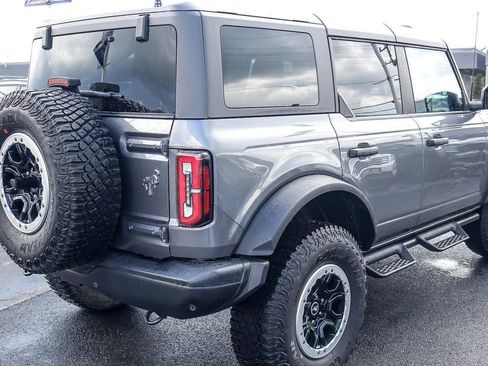 Used 2024 Ford Bronco Badlands w/ Sasquatch Package AWD/4WD image 6