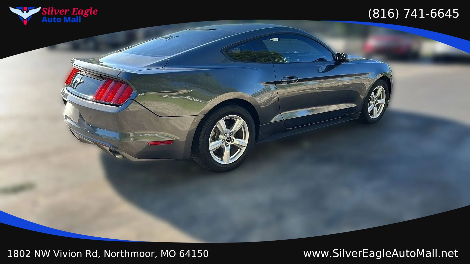 Used 2017 Ford Mustang Coupe RWD image 4