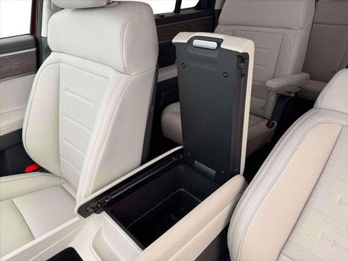 New 2026 Hyundai Santa Fe Calligraphy image 16