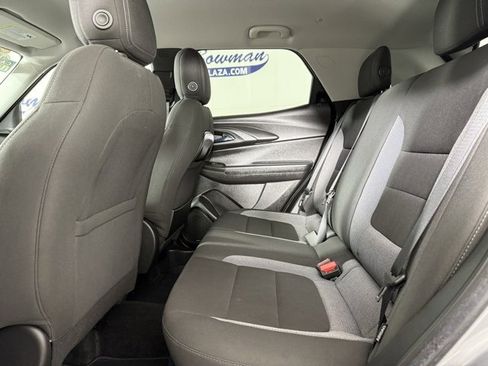 Used 2023 Chevrolet TrailBlazer LT w/ Confidence II Package image 13