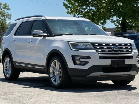 Used 2016 Ford Explorer Limited w/ Equipment Group 301A AWD/4WD image 7