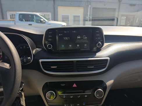 Used 2021 Hyundai Tucson SE AWD/4WD image 6