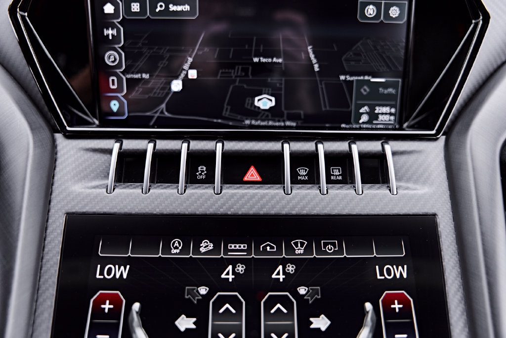 Used 2023 Lamborghini Urus Performante AWD/4WD image 86