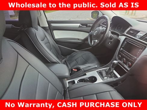 Used 2013 Volkswagen Passat 2.5 SE FWD image 8