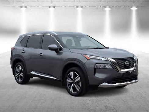 Used 2023 Nissan Rogue Platinum AWD/4WD image 2