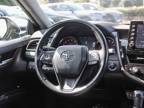 Used 2022 Toyota Camry XSE FWD image 19