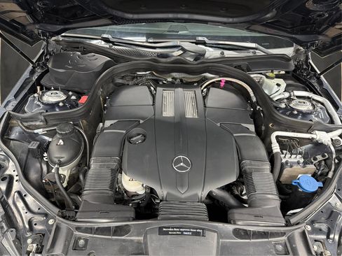 Used 2015 Mercedes-Benz E 400 4MATIC Sedan w/ Parking Assist Package image 9