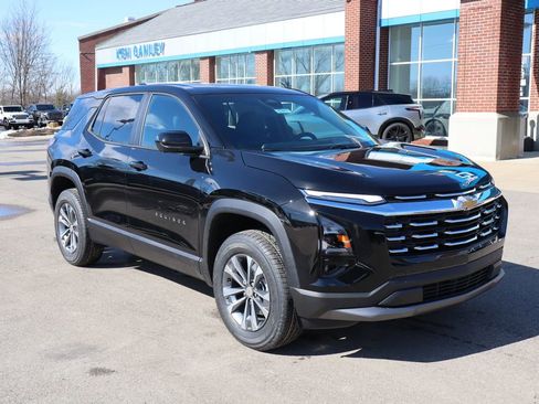 New 2026 Chevrolet Equinox LT w/ Convenience Package II image 2