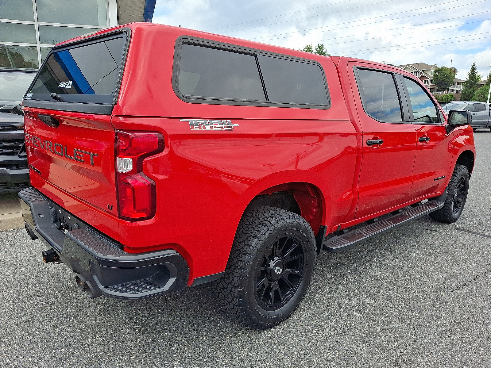 Used 2022 Chevrolet Silverado 1500 LT Trail Boss w/ Convenience Package II AWD/4WD image 7