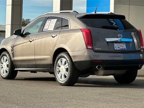 Used 2012 Cadillac SRX Luxury image 7