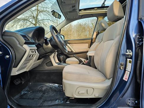 Used 2014 Subaru Forester 2.5i Premium w/ All-Weather Package image 7