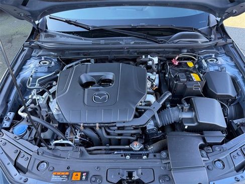 Used 2023 MAZDA MAZDA3 s image 39
