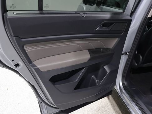 Used 2022 Volkswagen Atlas SE AWD/4WD image 19