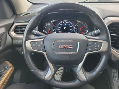 Used 2019 GMC Acadia Denali w/ Technology Package AWD/4WD image 19