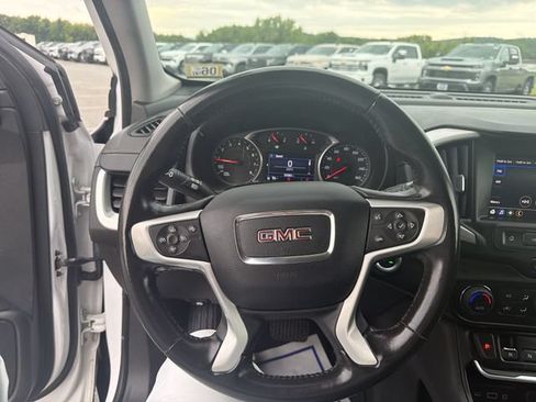 Used 2020 GMC Terrain SLE w/ Driver Convenience Package AWD/4WD image 12