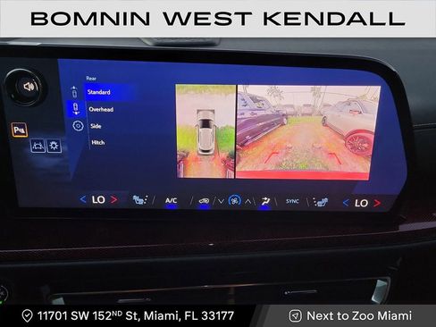 Used 2025 Chevrolet Traverse Z71 w/ Enhanced Driving Package image 23