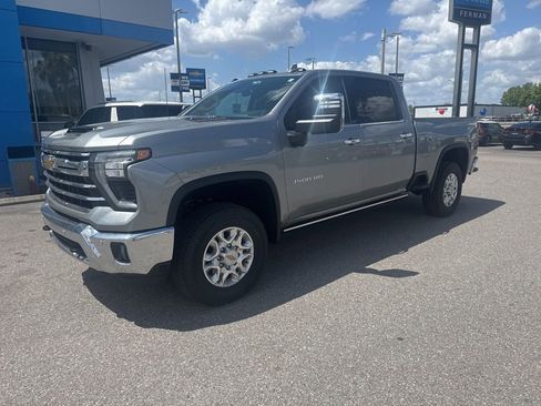 Certified 2025 Chevrolet Silverado 3500 LTZ w/ LTZ Convenience Package image 7