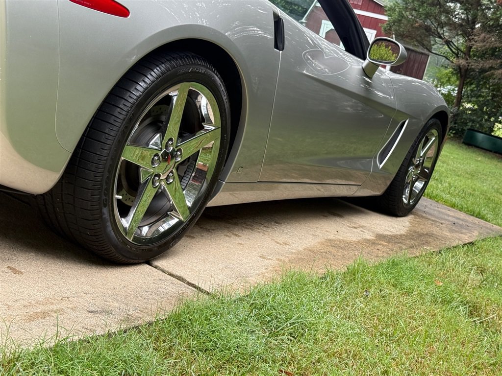 Used 2008 Chevrolet Corvette Convertible w/ Preferred Equipment Group RWD image 40