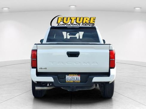 Used 2024 Toyota Tacoma SR5 w/ SR5 Upgrade Package image 5