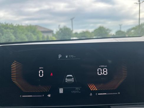 Used 2025 Kia K5 GT FWD image 19