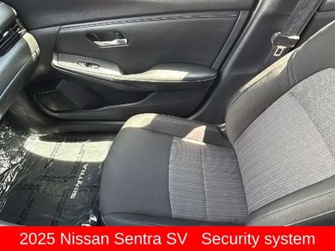 Used 2025 Nissan Sentra SV FWD image 12