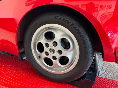 Used 1986 Porsche 944 Turbo image 26