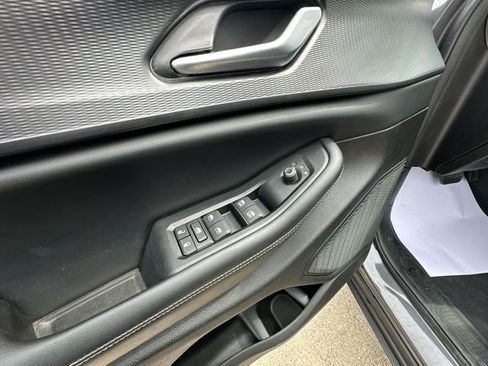 Used 2023 Jeep Grand Cherokee L Laredo image 25