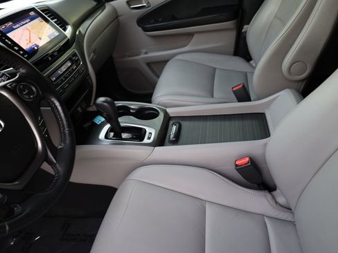 Used 2016 Honda Pilot EX-L image 41
