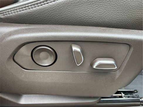 Used 2022 GMC Sierra 1500 Denali w/ Denali Reserve Package image 51