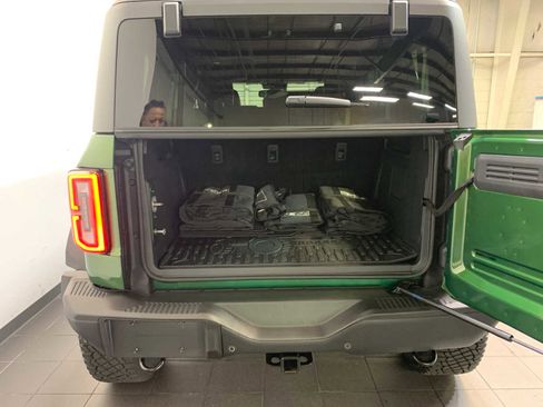 Used 2024 Ford Bronco Badlands w/ Sasquatch Package image 10