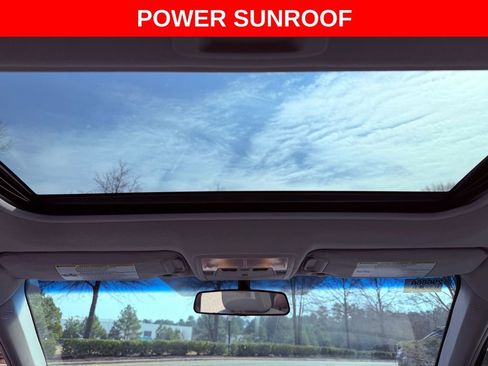 Used 2012 Toyota Camry XLE image 5