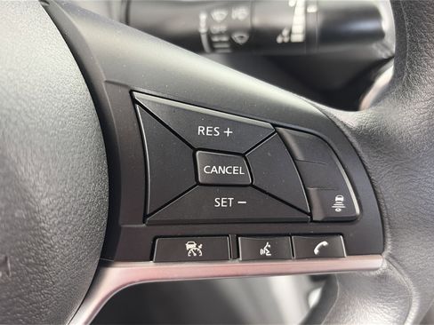 Certified 2025 Nissan Sentra SV FWD image 30