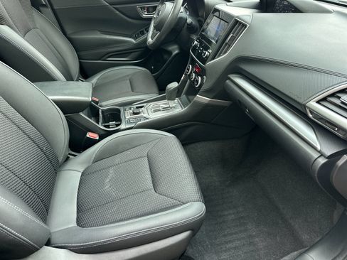 Used 2022 Subaru Forester Premium AWD/4WD image 15