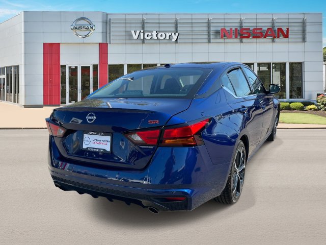 Used 2024 Nissan Altima 2.5 SR FWD image 3