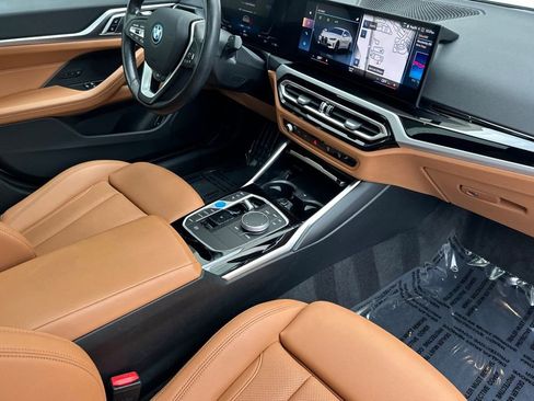 Used 2023 BMW i4 eDrive40 w/ Premium Package image 16