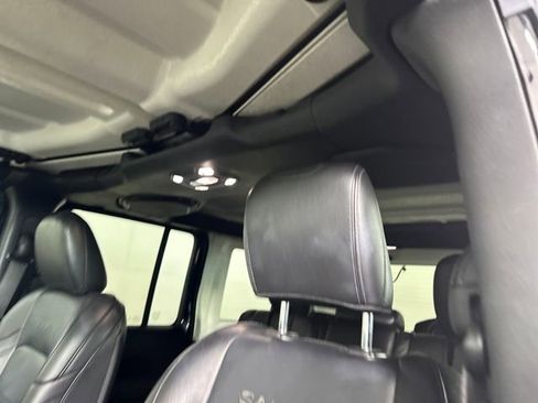 Used 2022 Jeep Wrangler Unlimited Sahara w/ Dual Top Group image 12