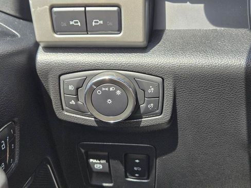 Used 2020 Ford F150 Lariat AWD/4WD image 21