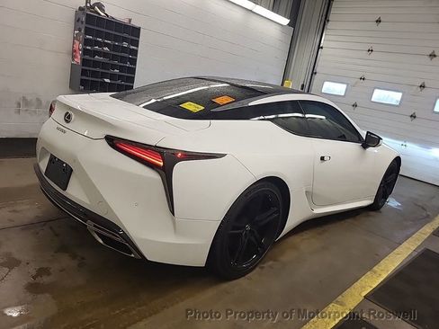 Used 2024 Lexus LC 500 Coupe image 3
