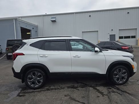 Used 2024 Kia Seltos S AWD/4WD image 9