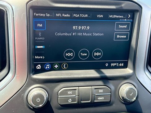 Used 2021 Chevrolet Silverado 1500 LT AWD/4WD image 16
